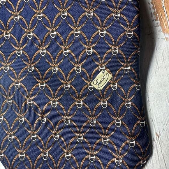 Gucci 100% Silk Pattern Print Ties - Picture 4 of 8